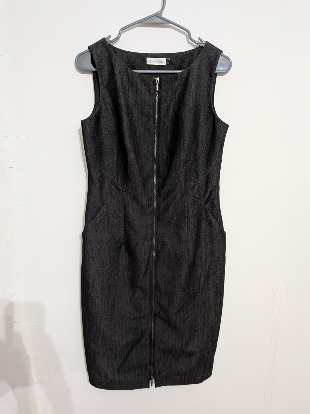Calvin Klein Black Sleeveless Zip-Front Sheath Midi Dress